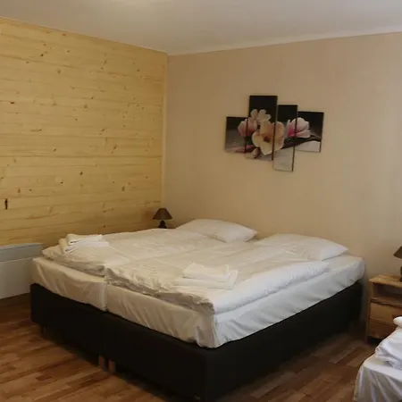Svatopluk Vendégház Koritnica